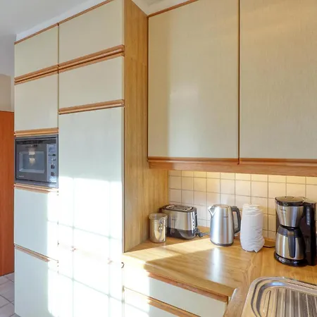 2 Bedroom Pet Friendly In Holiday home Kollmar