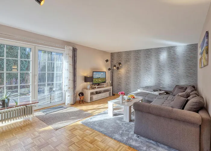 2 Bedroom Pet Friendly In *